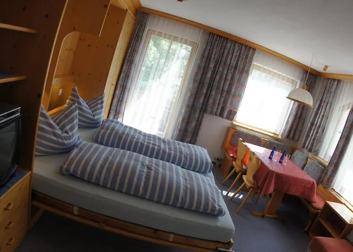 Chasa Fadrina Apartment *